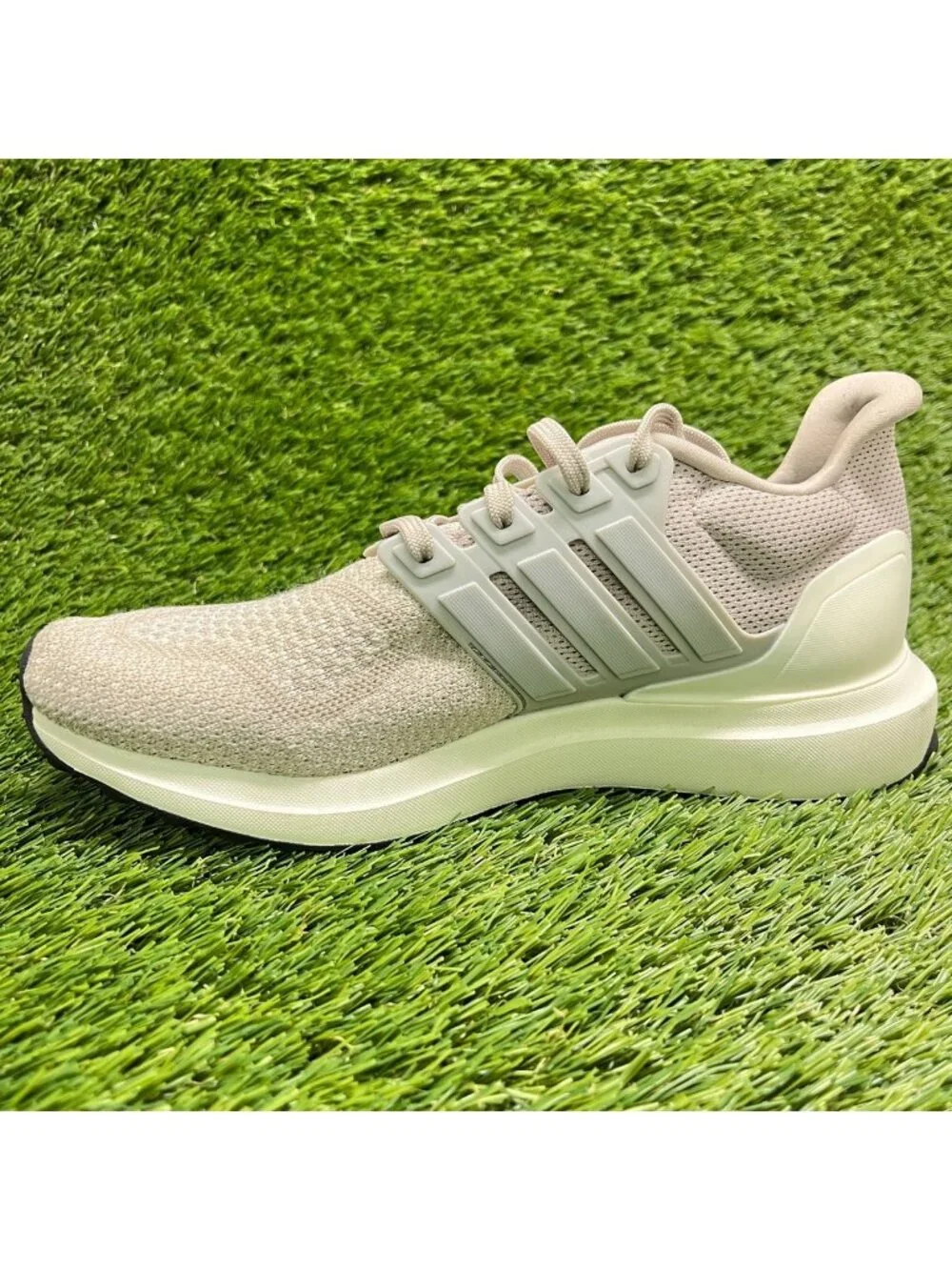 Adidas UBounce DNA Womens Size 7 Beige Gray Athletic Running Shoes Sneakers